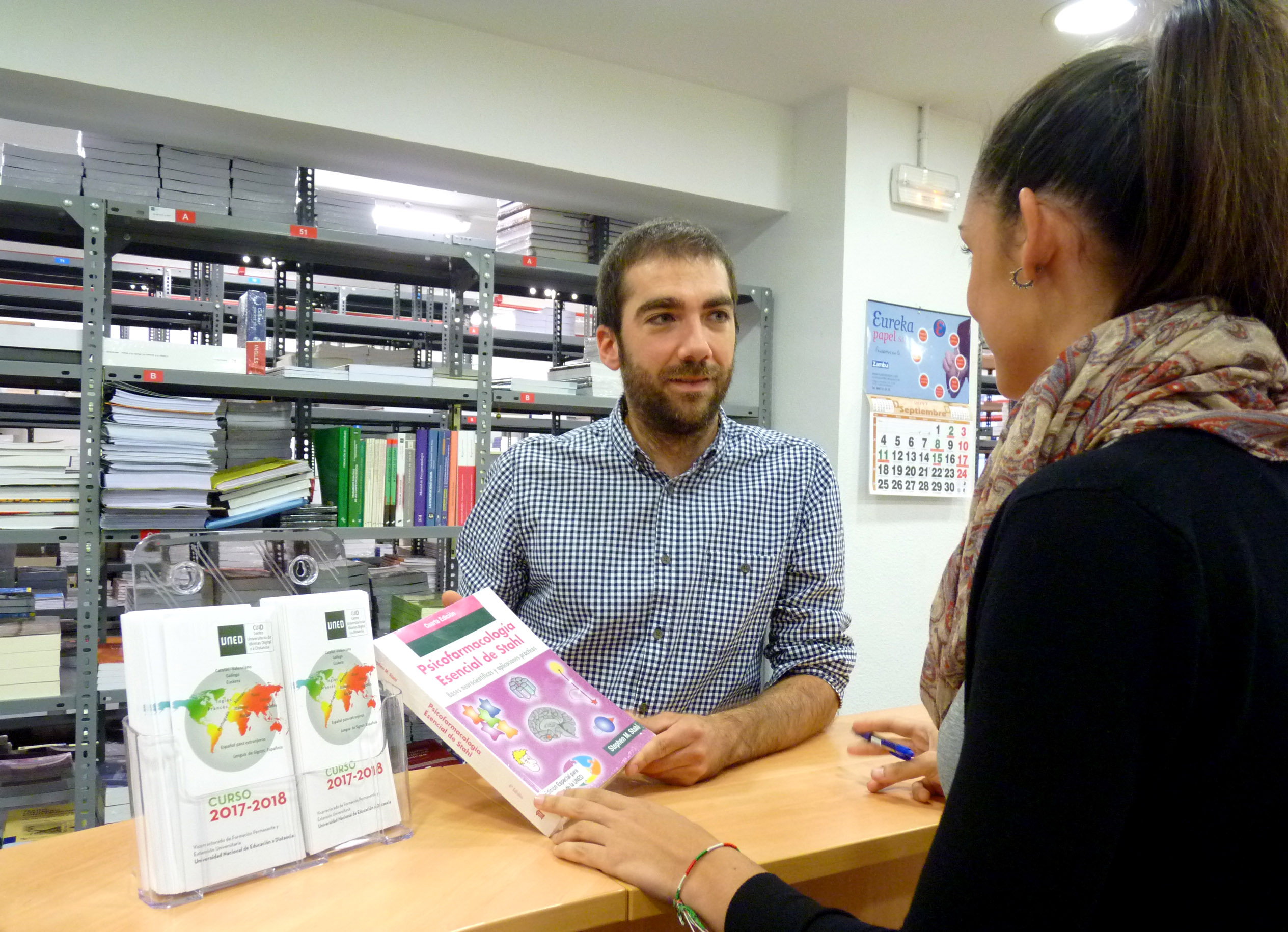 Descuento del 5% en todos los libros que se venden en la librería de UNED Pamplona 